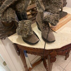 Winter Brown Aquatalia Boots 8.5 (39) leather Made in Italy